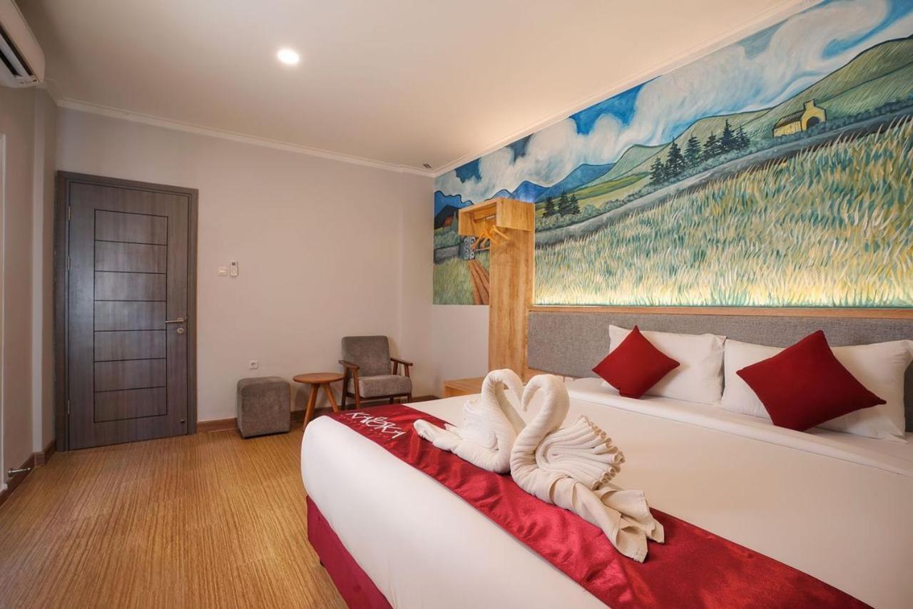 Kaloka Airport Hotel Sumbawa Besar Экстерьер фото